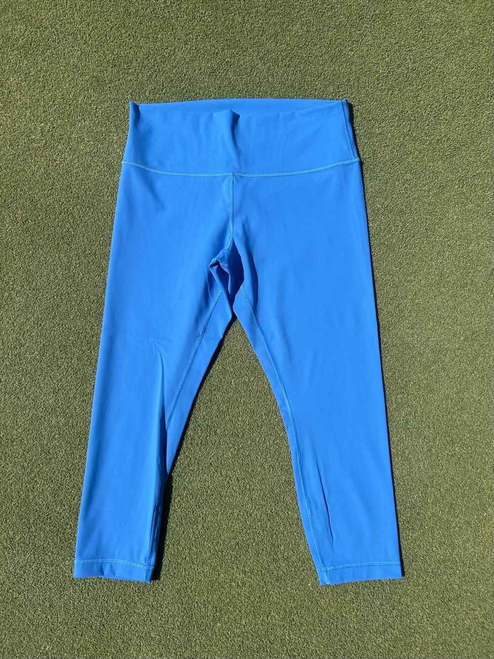 Lululemon Wunder Under High-Rise Crop
23", Size 14